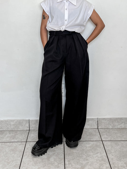 Am I Wide Leg Pants